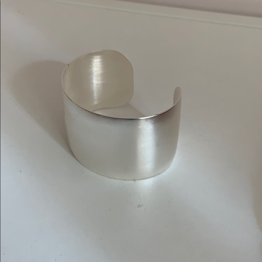 Gorgeous Robyn Rhodes silver cuff bracelet.